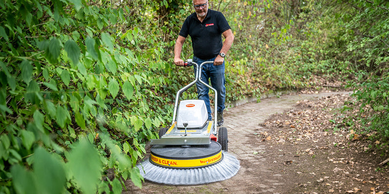 Westermann WR870 Moss Brush powered by a STIHL battery
