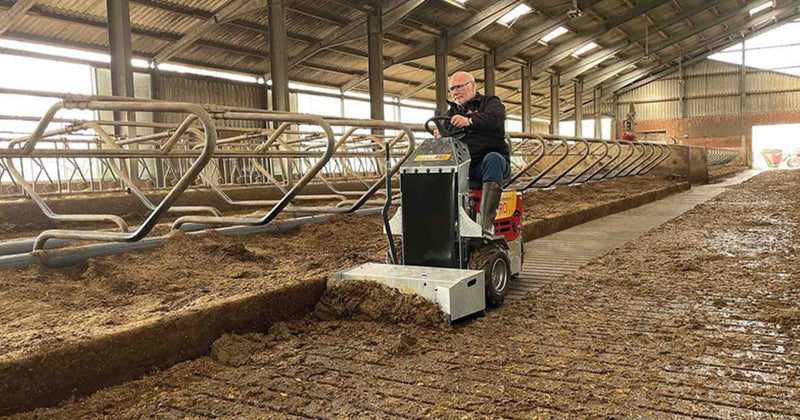 Westermann Slurry Scrapers vs Robots